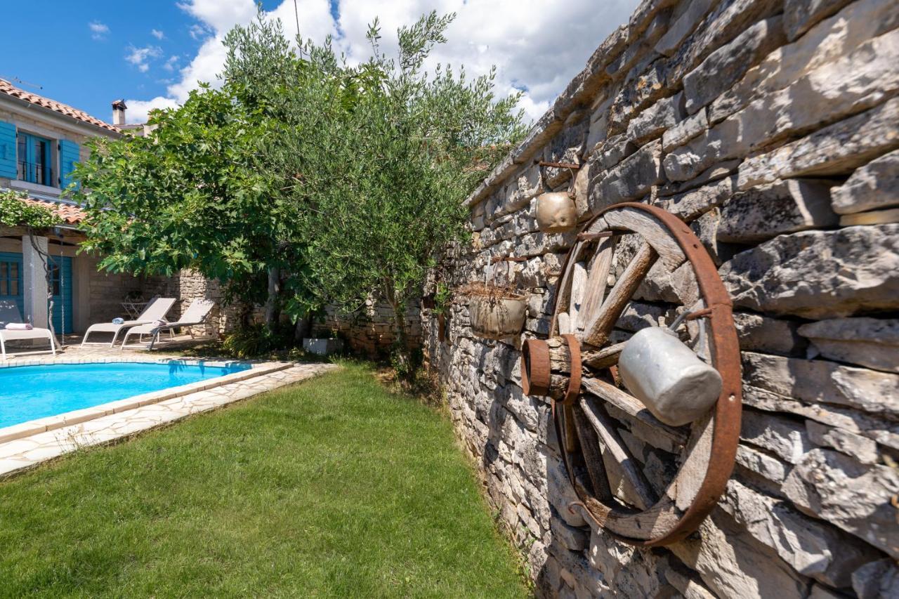 Villa Janko Sveti Lovreč Pazenatički Zewnętrze zdjęcie