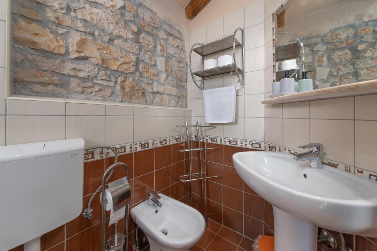 Villa Janko Sveti Lovreč Pazenatički Zewnętrze zdjęcie